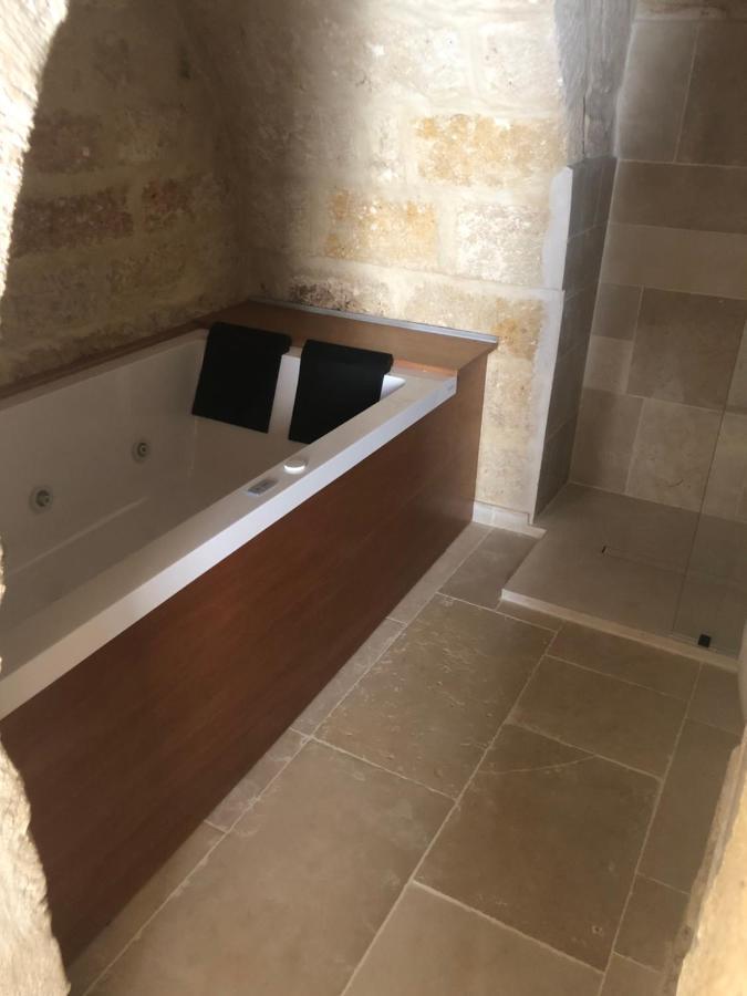 דירות פולינאנו א מארה Dimora Grottacielo מראה חיצוני תמונה